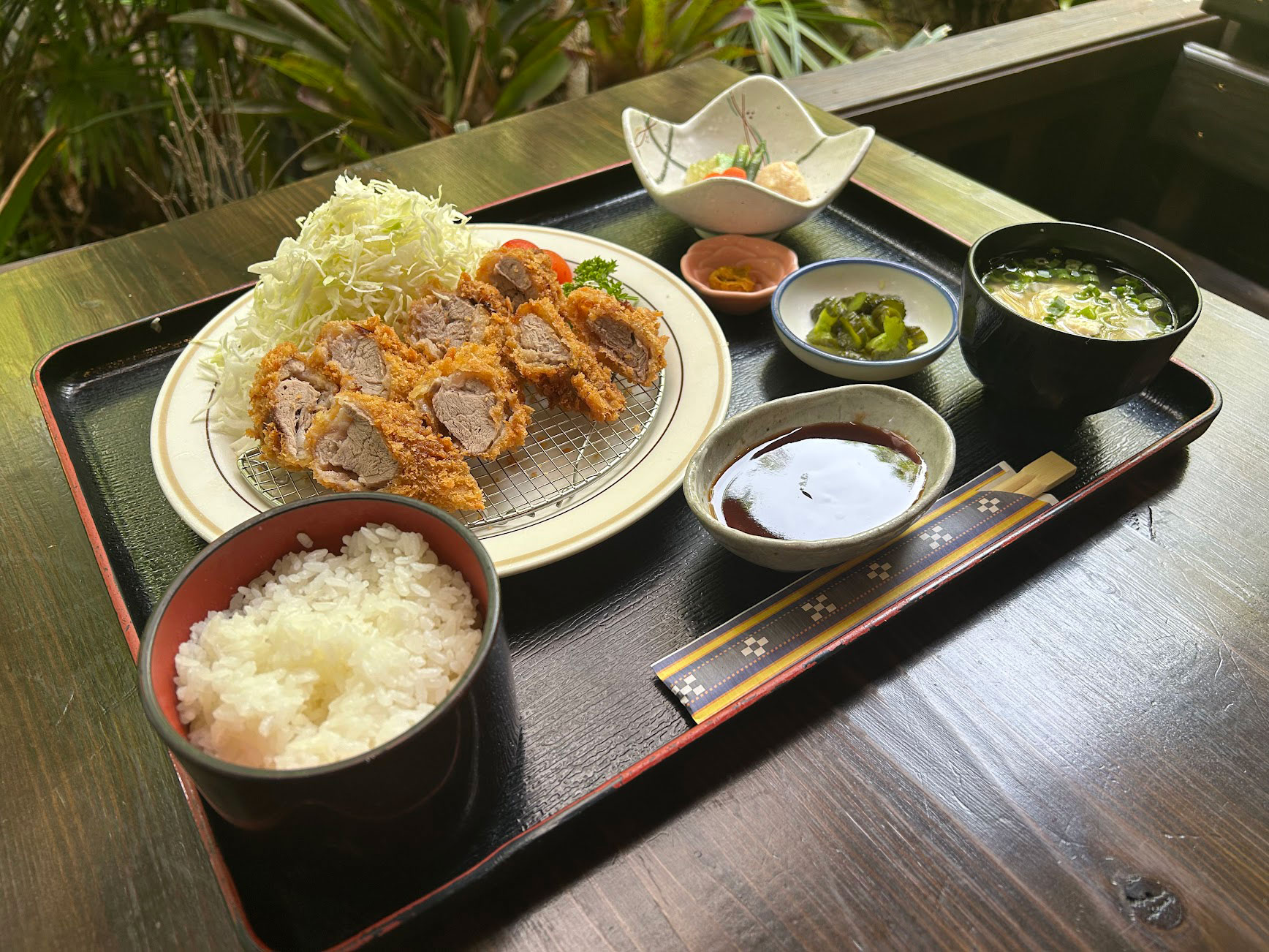 あぐーひれかつ御膳